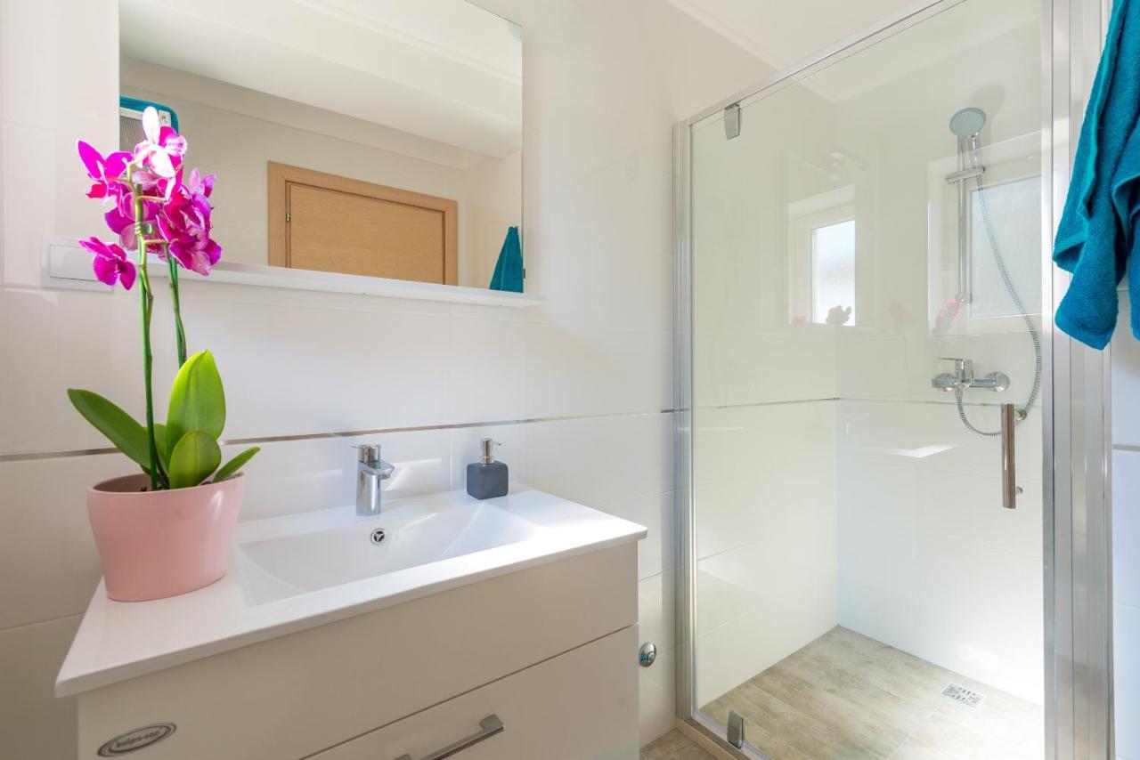 Mihaela & Brigita Bayview Studio Apartments Dubrovnik Exterior photo